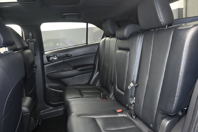 Used 2022 Mitsubishi Eclipse Cross SE FWD image 11