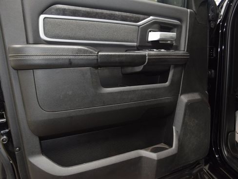 Used 2022 RAM 2500 Big Horn w/ Level C Equiment Group image 42