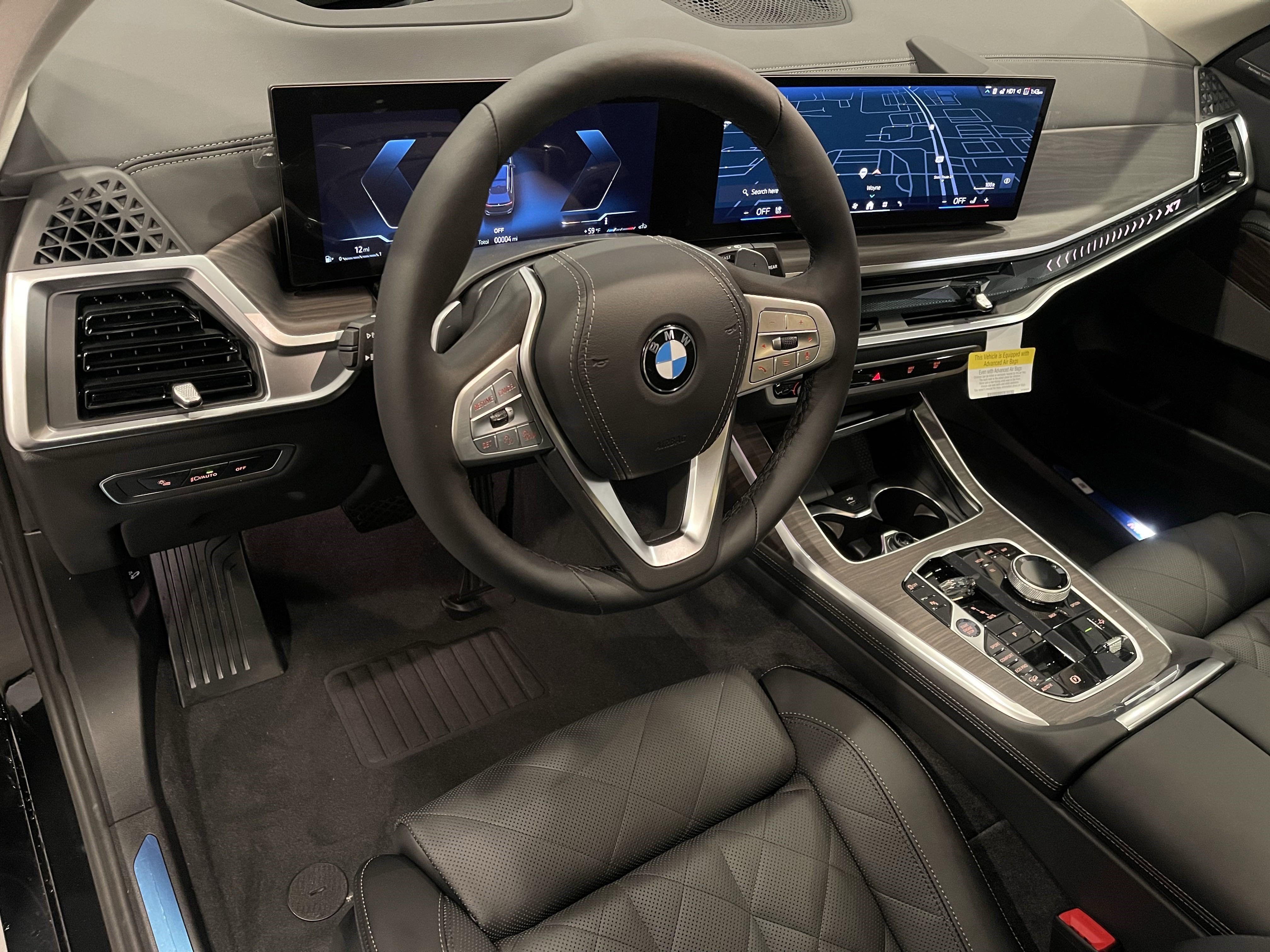 Used 2026 BMW X7 xDrive40i w/ Climate Comfort Package AWD/4WD image 7