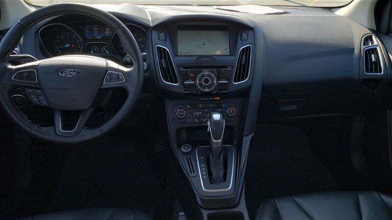 Used 2016 Ford Focus Titanium w/ Exterior Protection Package FWD image 9