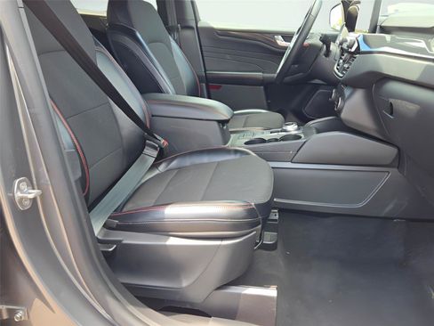 Used 2024 Ford Escape ST-Line FWD image 5