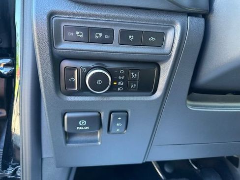 Used 2024 Ford F150 Raptor AWD/4WD image 33