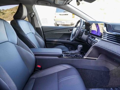 Used 2026 Toyota Camry XLE FWD image 16