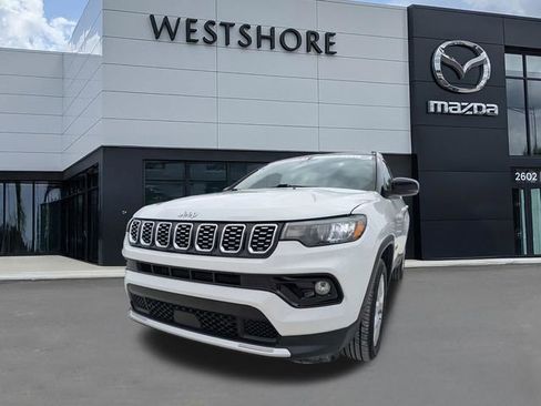 Used 2025 Jeep Compass Limited AWD/4WD image 7
