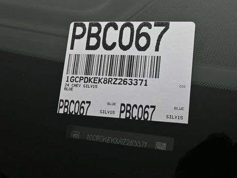 Used 2024 Chevrolet Silverado 1500 LT AWD/4WD image 22