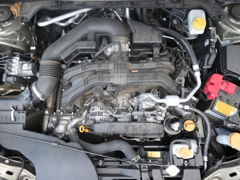 Certified 2025 Subaru Forester Touring AWD/4WD image 36