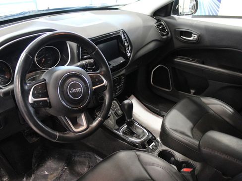 Used 2020 Jeep Compass Altitude image 13
