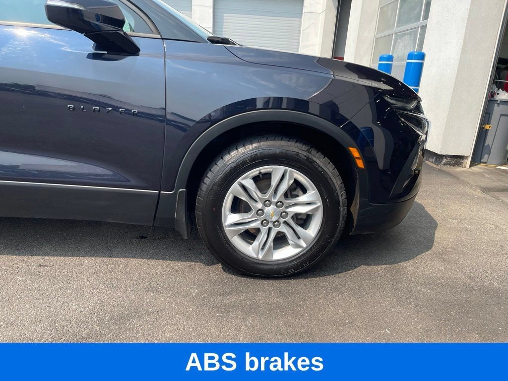 Used 2020 Chevrolet Blazer LT AWD/4WD image 11