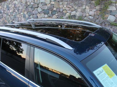 Used 2021 Volkswagen Atlas SEL image 42