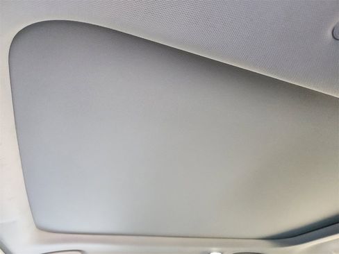 Used 2025 Honda Pilot Elite image 24