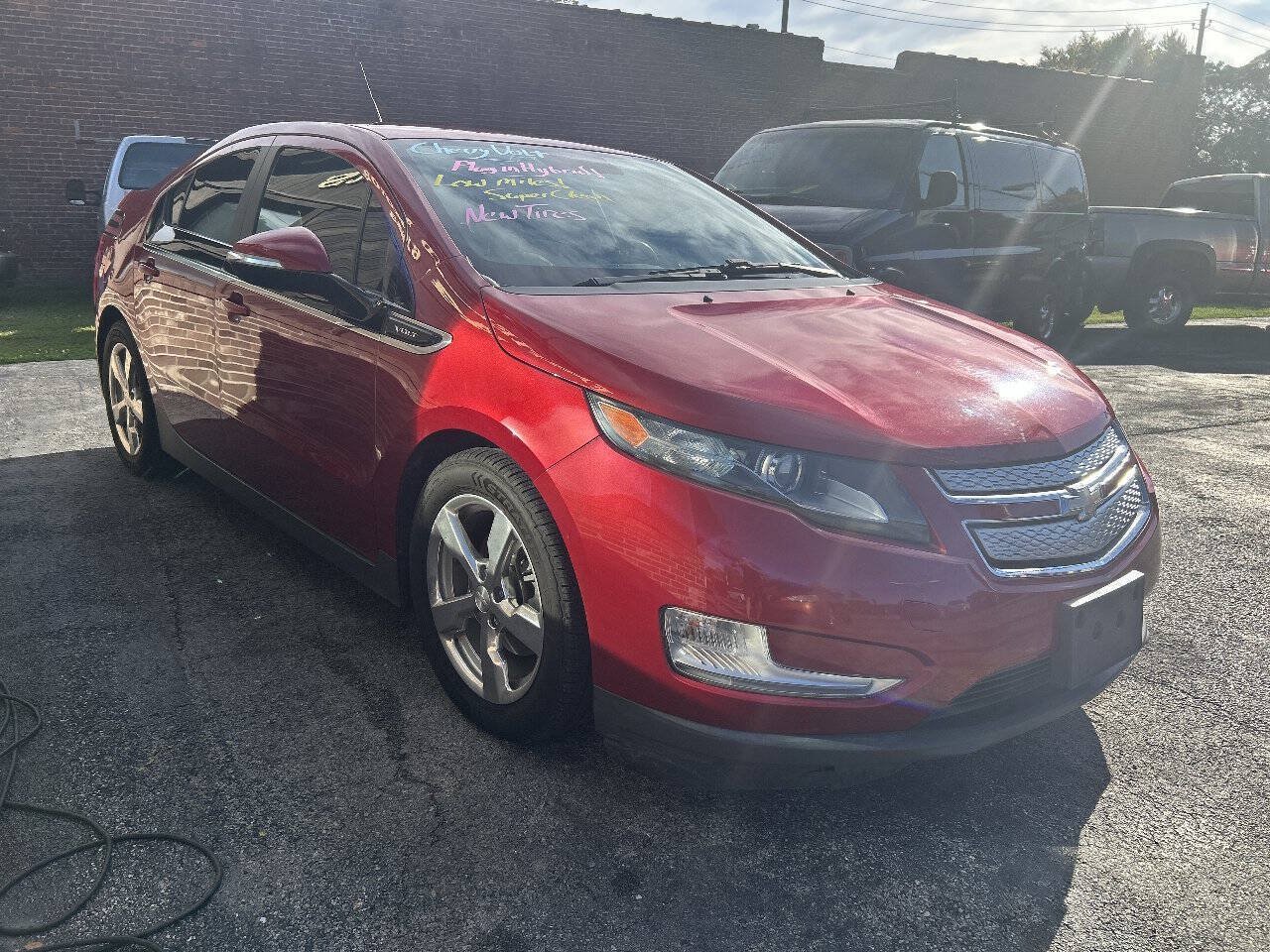 Used 2013 Chevrolet Volt Premium w/ Premium Trim Package FWD image 5