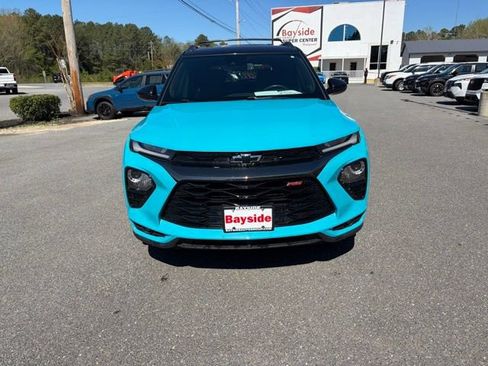 Used 2021 Chevrolet TrailBlazer RS w/ Technology Package image 4