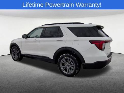 New 2026 Ford Explorer Active w/ Active Comfort Package image 7