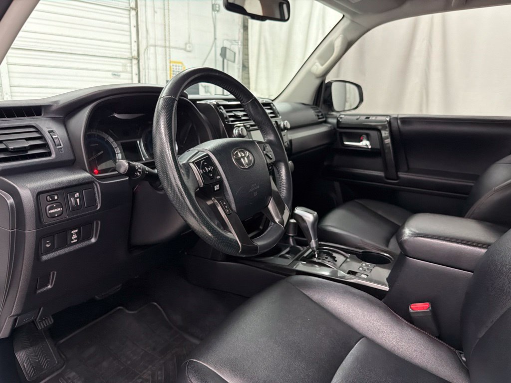 Used 2016 Toyota 4Runner TRD Pro AWD/4WD image 15