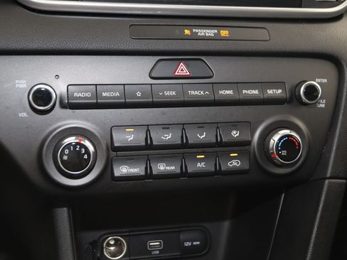 Used 2020 Kia Sportage LX AWD/4WD image 25