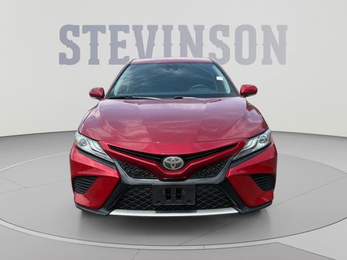 Used 2019 Toyota Camry XSE FWD image 8