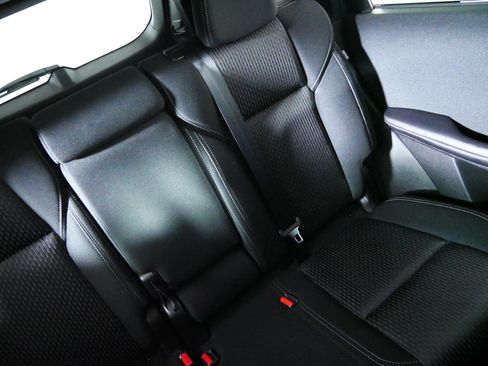 Used 2022 Mitsubishi Outlander ES AWD/4WD image 14