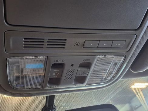 Used 2013 Honda Odyssey EX-L image 25