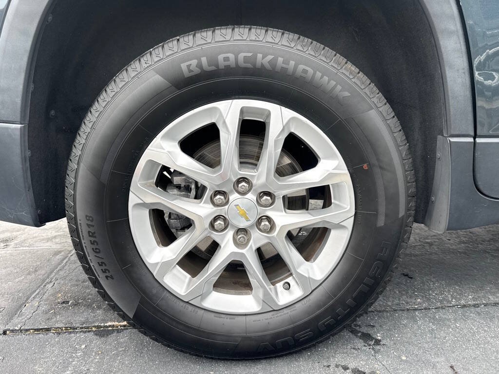 Used 2018 Chevrolet Traverse LT FWD image 27