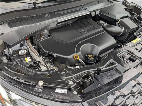 Certified 2025 Land Rover Discovery Sport S image 24