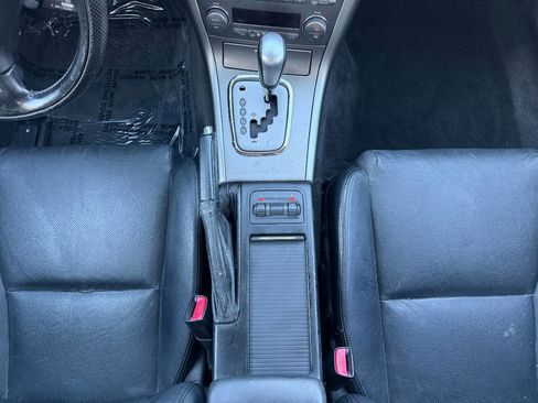 Used 2005 Subaru Outback 2.5XT Limited image 24