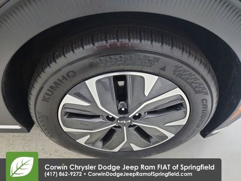 Used 2024 Kia EV6 Light image 32