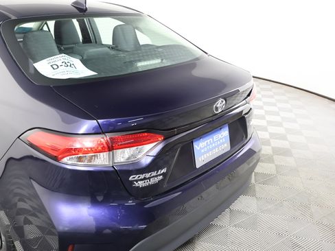 Used 2024 Toyota Corolla LE image 15