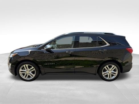 Used 2018 Chevrolet Equinox Premier AWD/4WD image 8