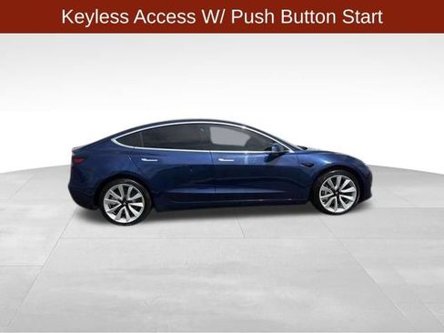 Used 2018 Tesla Model 3 Long Range RWD image 8