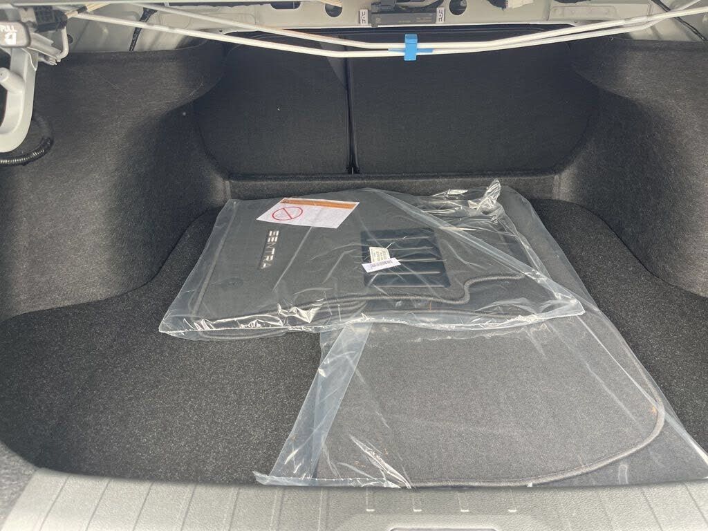 Used 2026 Nissan Sentra SR w/ Floor Mat Package FWD image 12