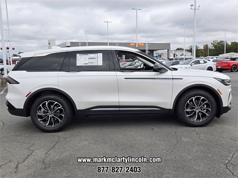 New 2026 Lincoln Nautilus Premier w/ Equipment Group 102A image 2