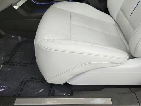 Used 2024 Cadillac Lyriq Sport RWD image 50