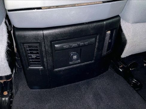 Used 2019 RAM 1500 Big Horn image 31