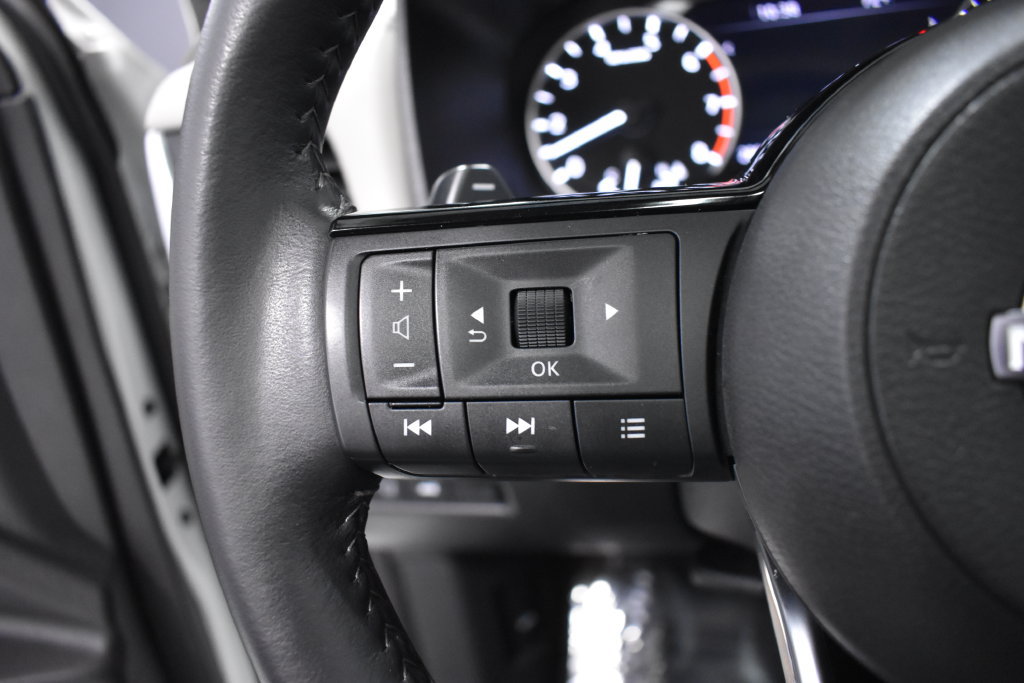 Certified 2023 Nissan Rogue SL w/ SL Premium Package AWD/4WD image 31