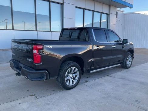 Used 2019 Chevrolet Silverado 1500 High Country w/ Technology Package image 36