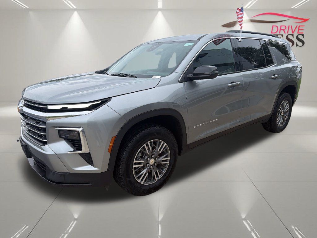 Certified 2026 Chevrolet Traverse LT AWD/4WD image 4