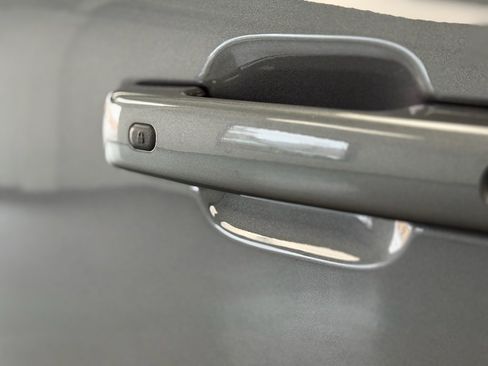 Used 2023 Ford F150 Lariat w/ Equipment Group 502A High image 13