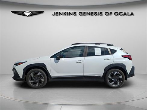 Used 2024 Subaru Crosstrek 2.5i Limited w/ Crosstrek Mirror Package image 9