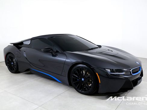Used 2019 BMW i8 Roadster image 3