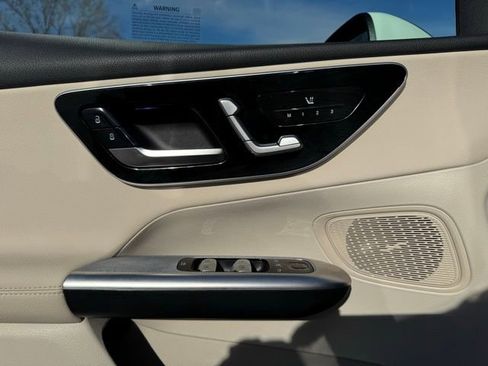 Used 2026 Mercedes-Benz GLC 300 GLC 300 image 20