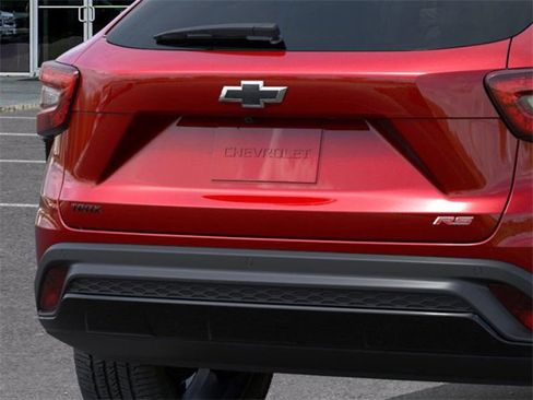 New 2026 Chevrolet Trax RS w/ Sunroof Package image 14