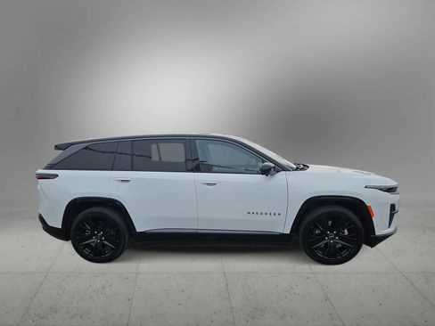 Used 2024 Jeep Wagoneer Launch Edition image 9