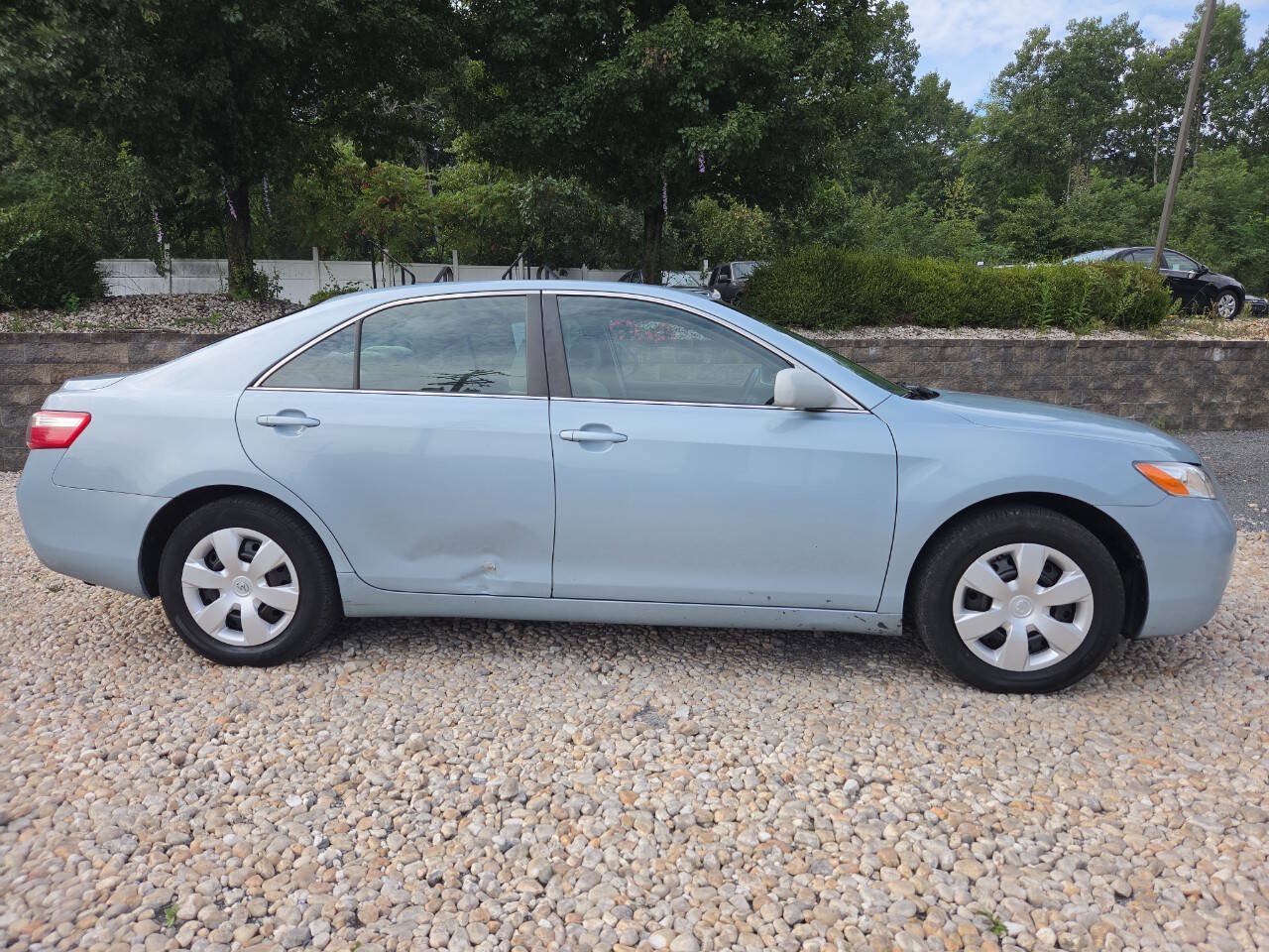 Used 2009 Toyota Camry LE FWD image 7