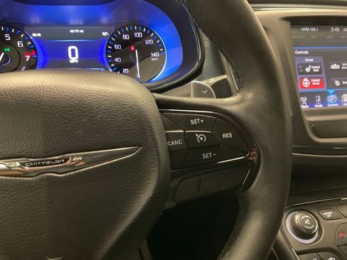 Used 2015 Chrysler 200 S w/ Navigation & Sound Group I image 16