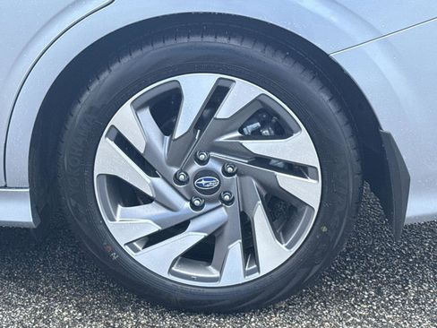 Used 2025 Subaru Legacy Limited AWD/4WD image 6