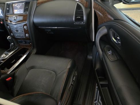 Used 2020 Nissan Armada SL w/ Premium Package image 9