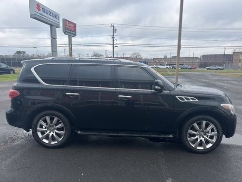 Used 2013 INFINITI QX56 4WD w/ Deluxe Touring Pkg image 4