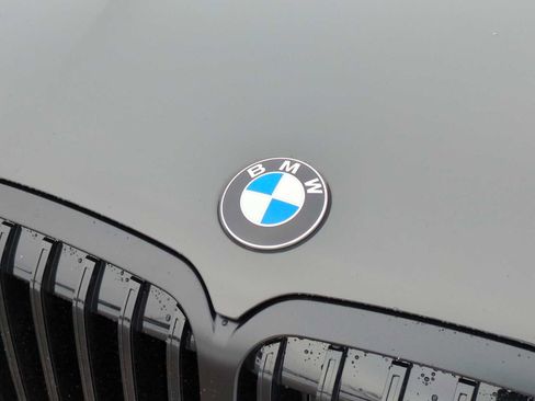 New 2026 BMW X7 M60i image 11