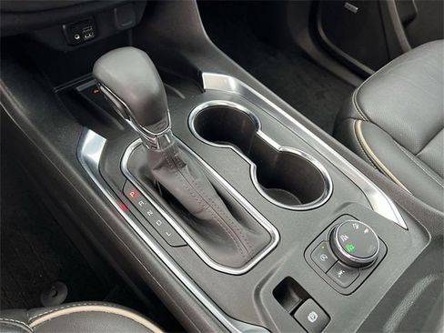 Certified 2023 Chevrolet Traverse Premier w/ Redline Edition image 21