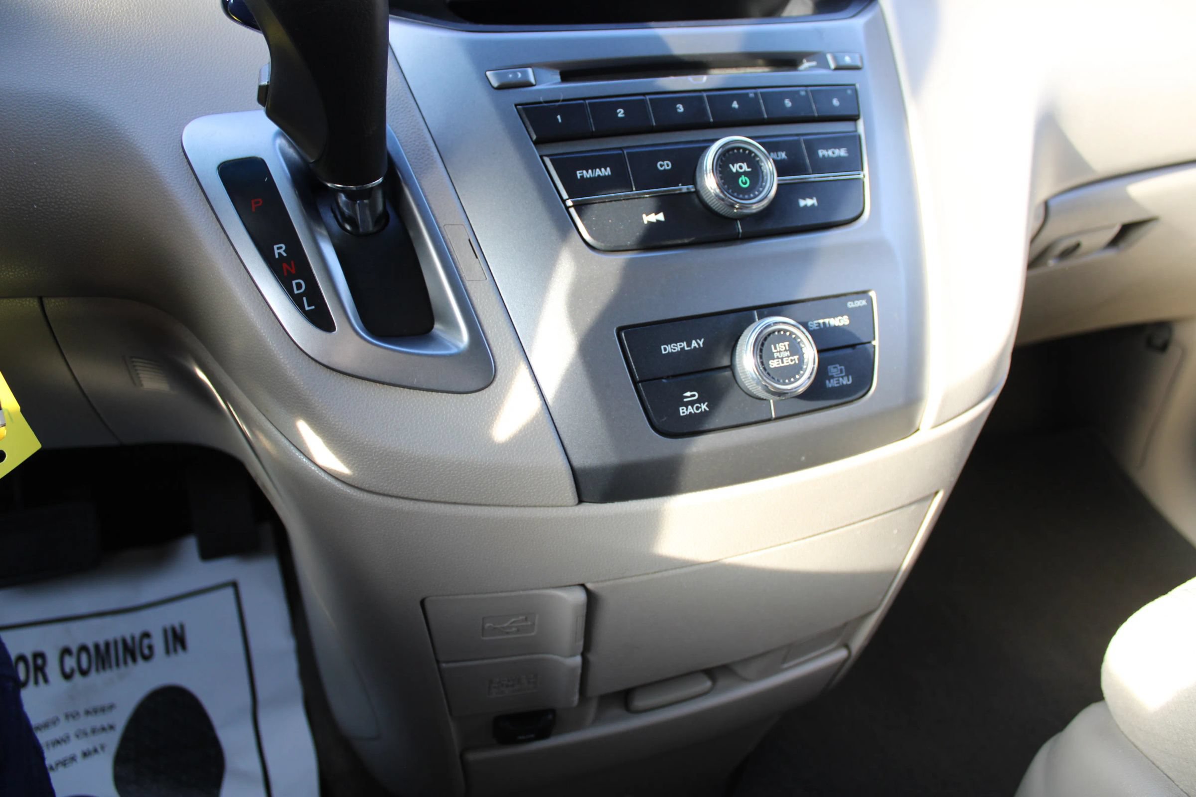 Used 2017 Honda Odyssey LX image 10